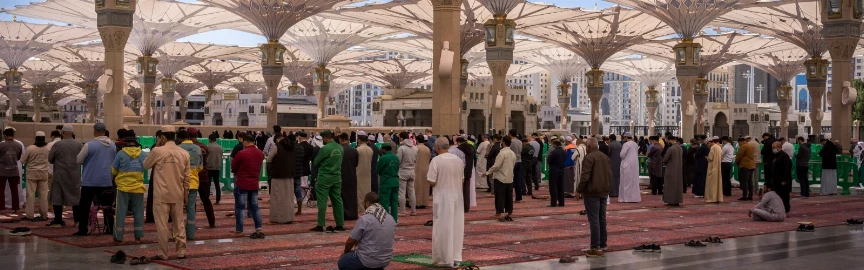 Best Places to Eat in Madinah near Masjid an-Nabawi