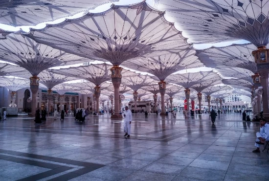 An Overview of Masjid Al Nabawi