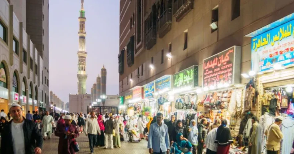 A Comprehensive Medina, Saudi Arabia Travel Guide