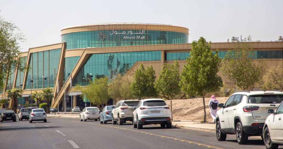 Shopping In Madinah: Markets And Malls