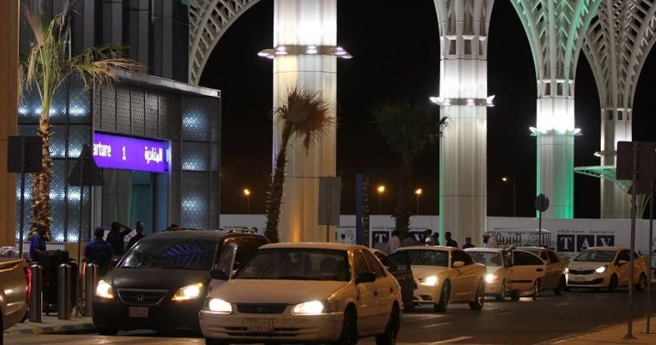 Al Madinah Prince Mohammad Airport Layover