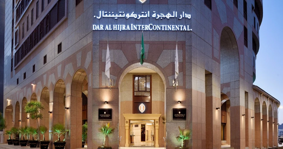 7 Hotels Near Masjid an-Nabawi with Women’s Gate Access