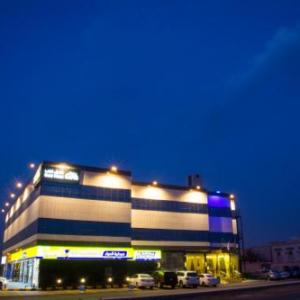 Gold Hotel