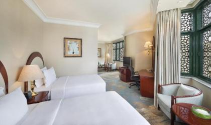 Madinah Hilton Hotel - image 3
