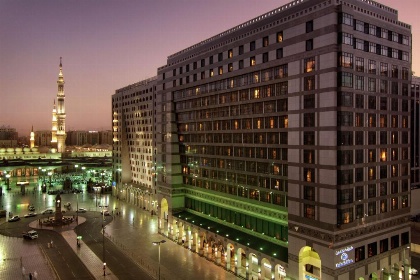 Hilton Madinah - image 9