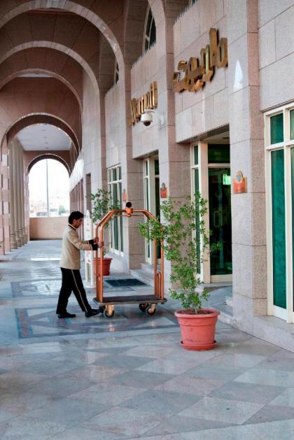 Madinah Marriott Hotel - image 2