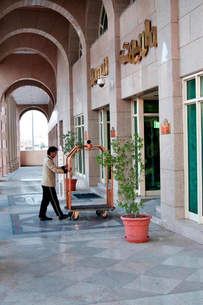 Madinah Marriott Hotel - image 2