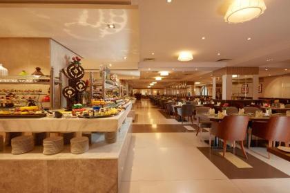 Frontel Al Harithia Hotel - image 9