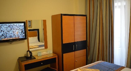 Durrat Al Eiman Hotel - image 17