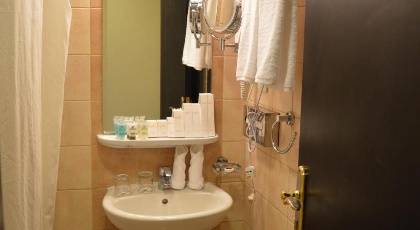 Durrat Al Eiman Hotel - image 7