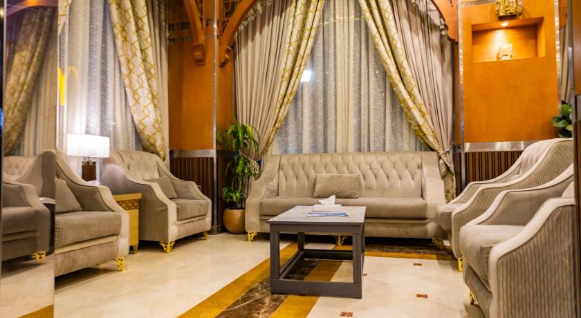 Zowar International Hotel - image 5