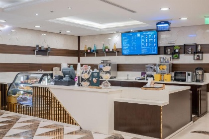 Al Aqeeq Madinah Hotel - image 6