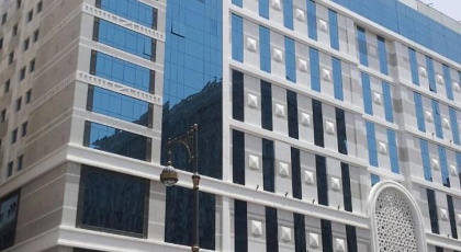 Nozol Royal Inn Hotel - image 2