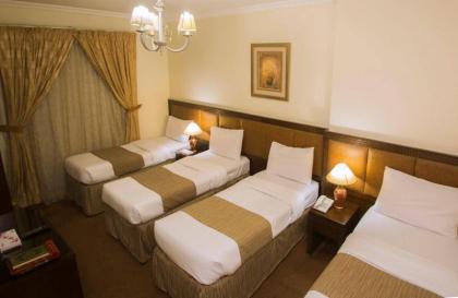 Anwar Al Zahraa Hotel - image 10