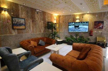 M Platinum Hotel - image 5