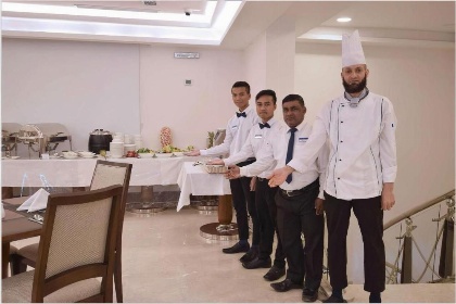 Zaha Al Munawara Hotel - image 14