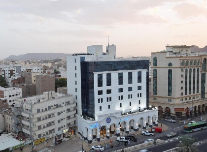 Zaha Al Munawara Hotel - image 4
