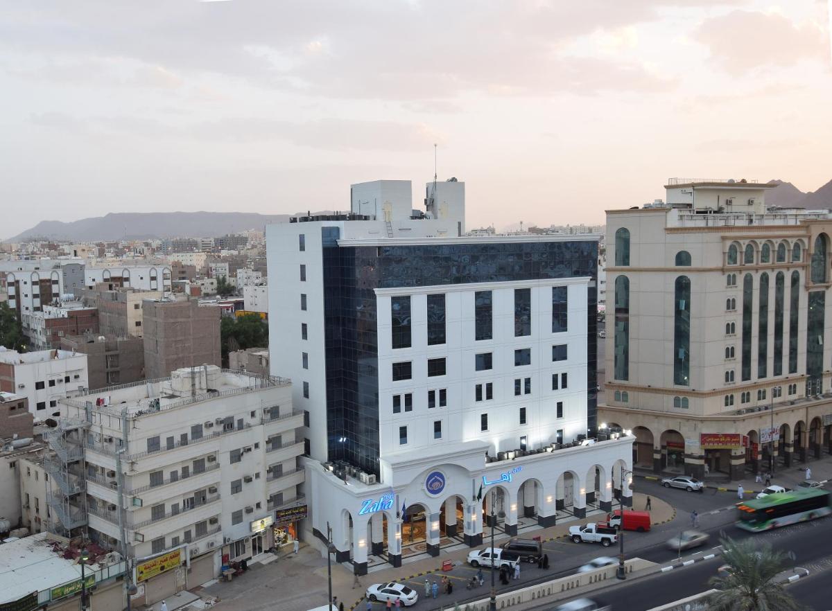 Zaha Al Munawara Hotel - image 4