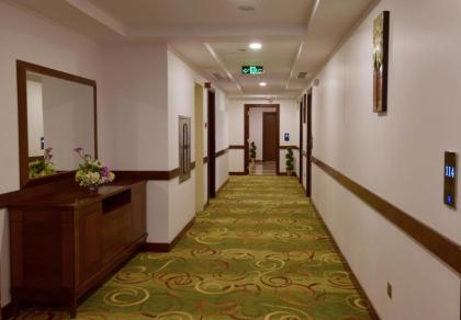 Zaha Al Munawara Hotel - image 5