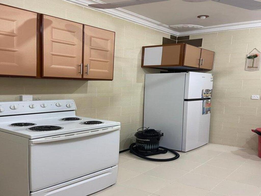 2 bedrooms flat  / 1 living room 