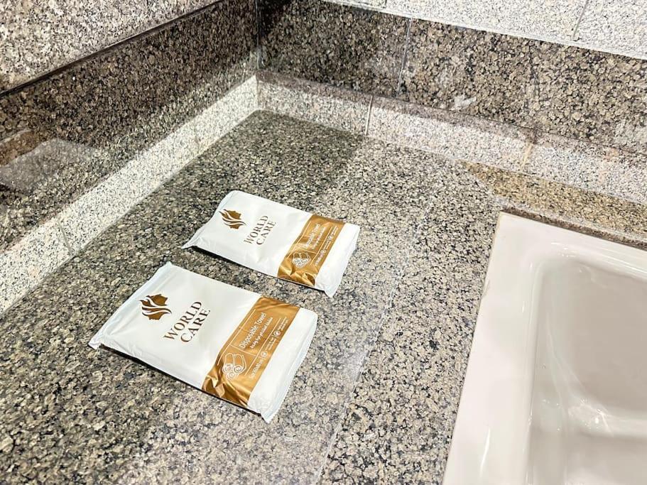 Dar Kholoud Taibah Luxury Suite - Masjid Nabawi Steps away - image 3