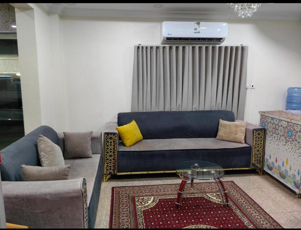 Malak Hotel 
