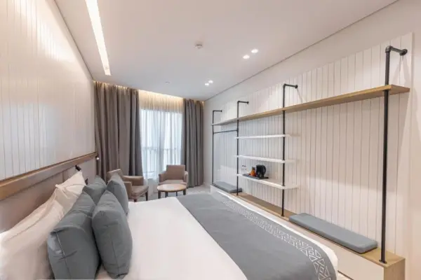 Deluxe King Room
