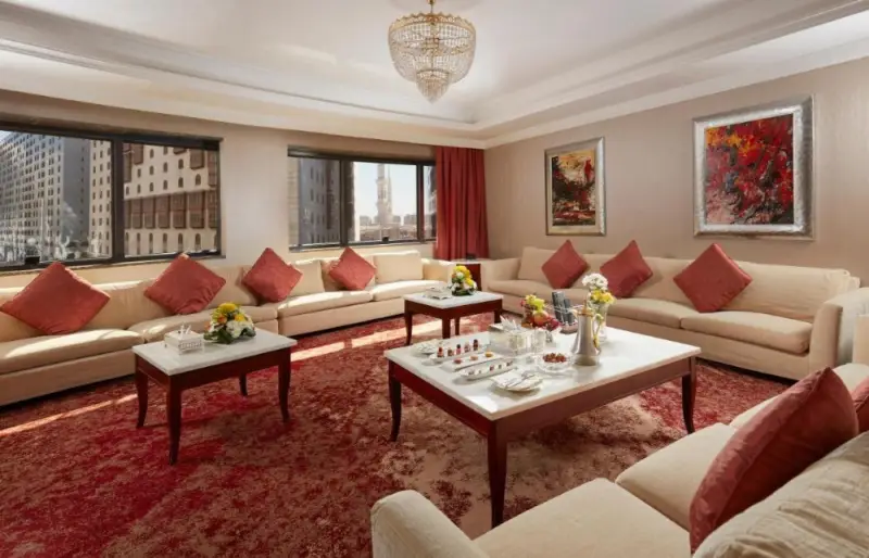 Royal Two-Bedroom Suite image 3