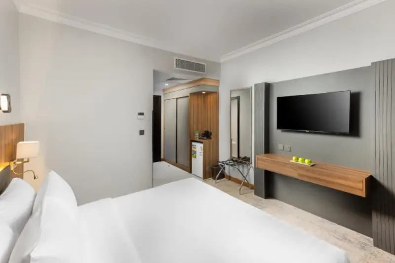Double Room image 2
