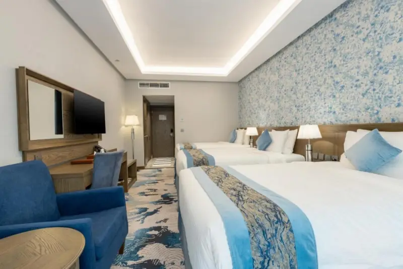 Triple Room with City View image 1