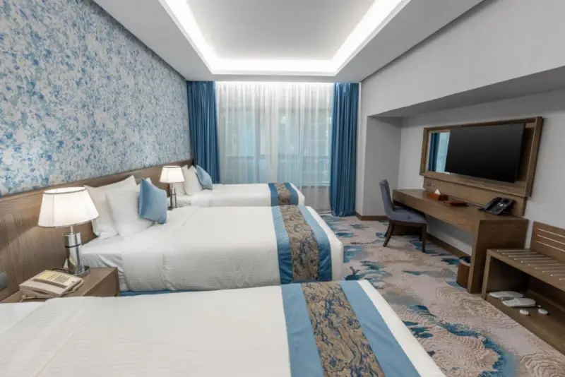 Triple Room with View image 5