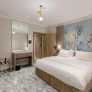 Azar Serviced Apartments