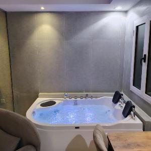 Hayat Roz Serviced Apartments