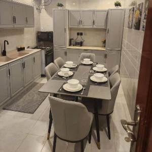 Mo home