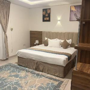 Royal Night Suites