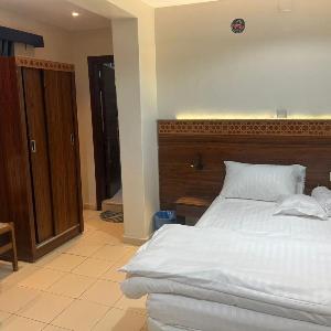 Al Karrar Al Dhahabi Al Siyahi Inn