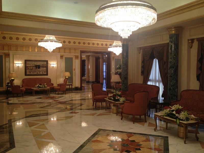 Dar Al Iman Suites Hotel