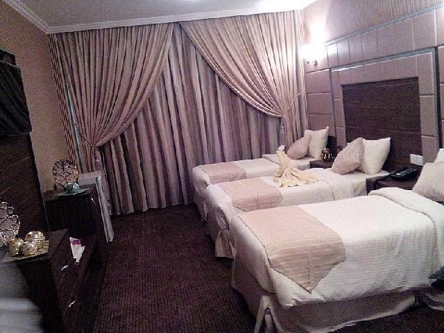 Amjad Al Gharaa Hotel - image 9