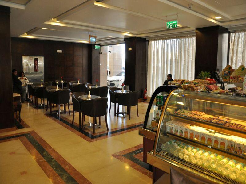 Amjad Al Gharaa Hotel - image 19