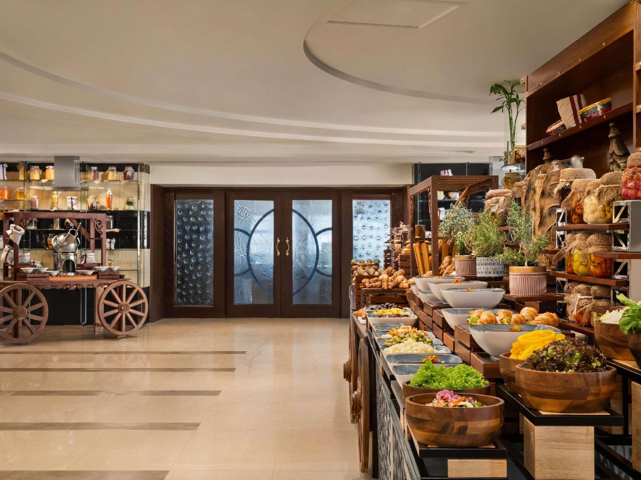 Anwar Al Madinah Movenpick Hotel - imej 22