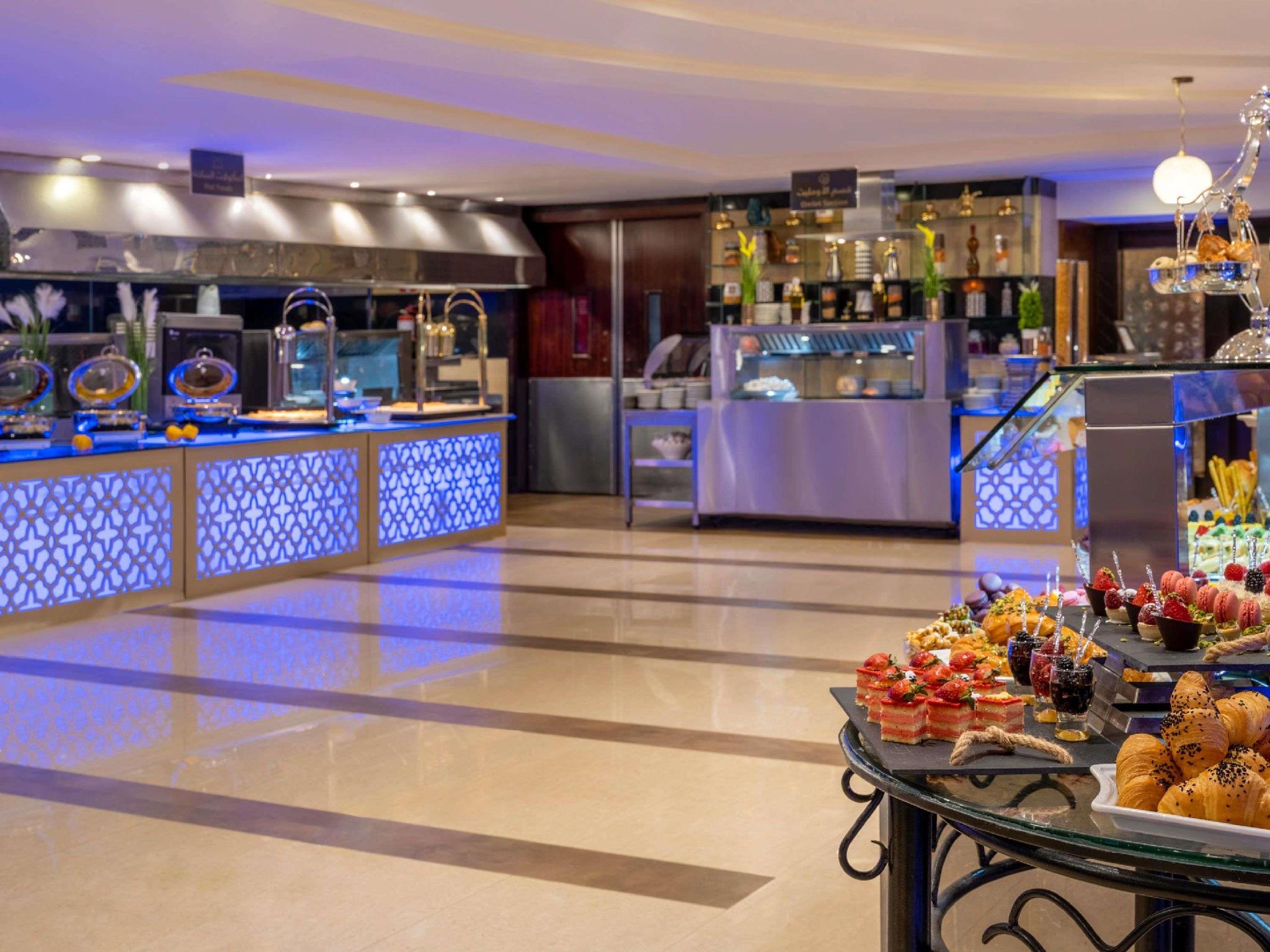 Anwar Al Madinah Movenpick Hotel - imej 27