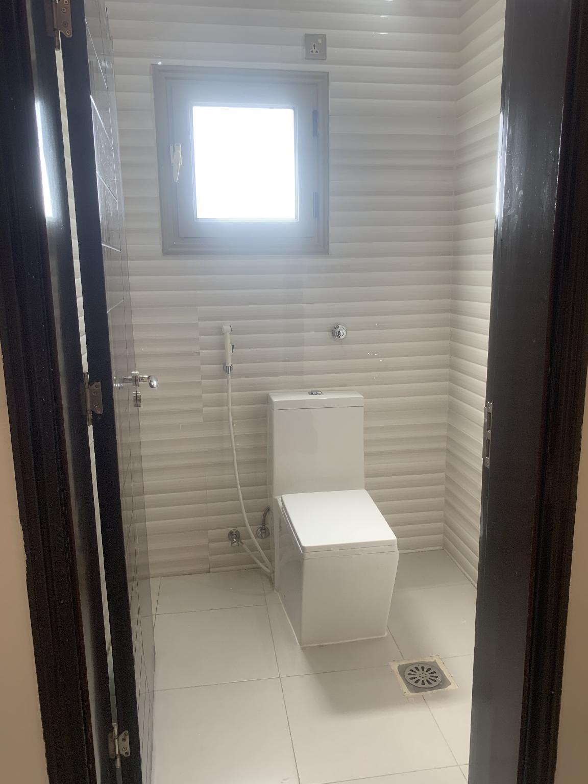 luxury apartment - image 18