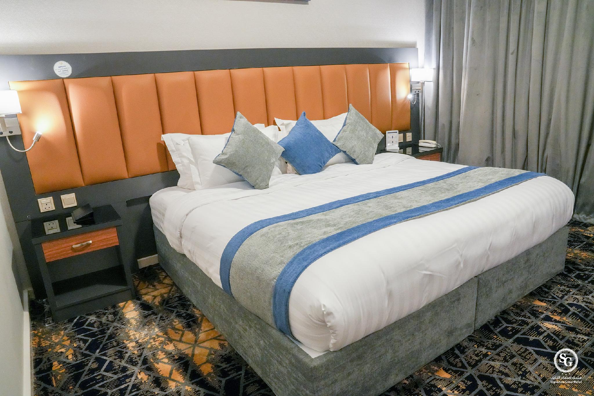 Double Room image 3