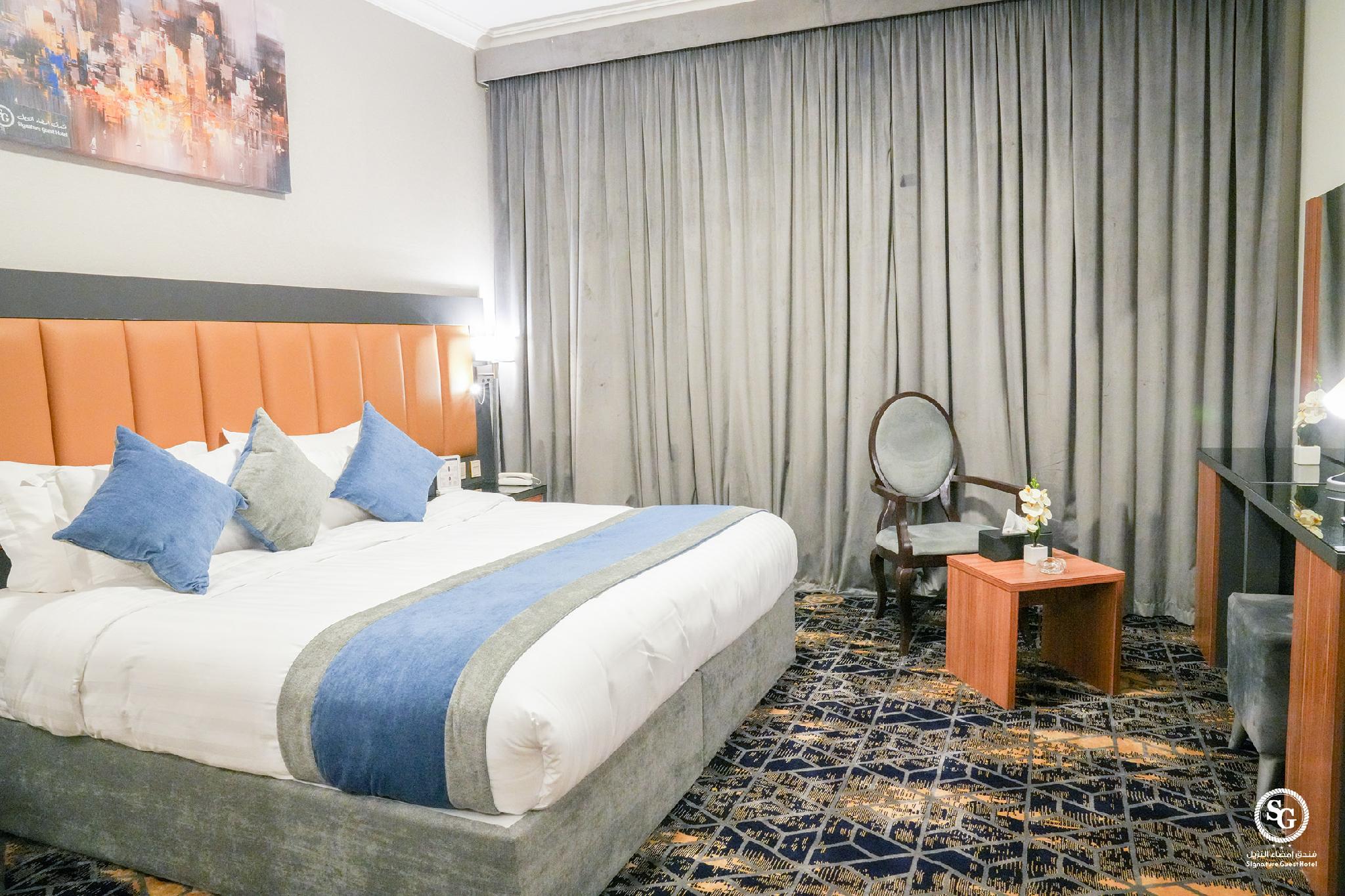 1-Bedroom Suite image 2