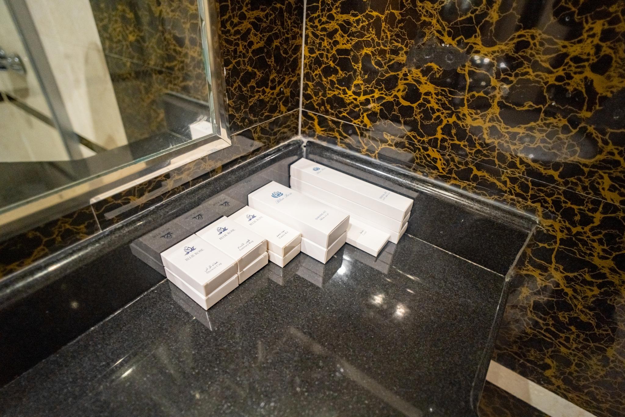 Kamar Quadruple Deluxe gambar 4