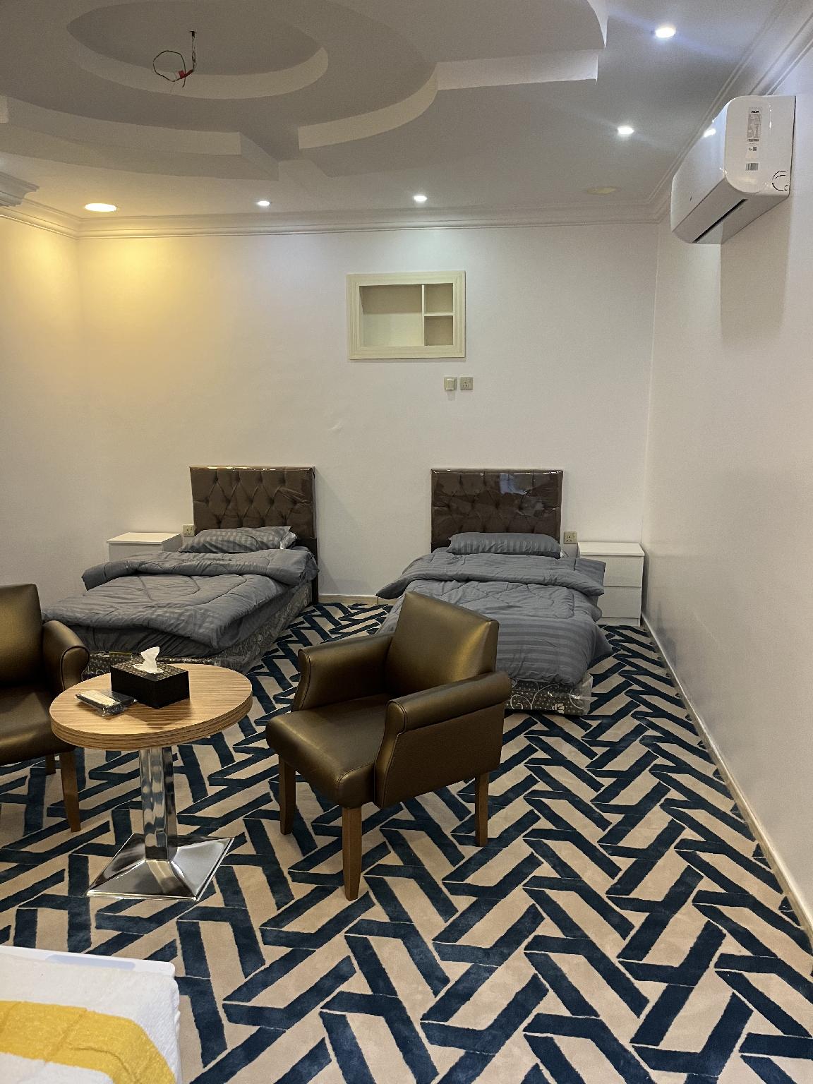 A room and a private toilet - image 24