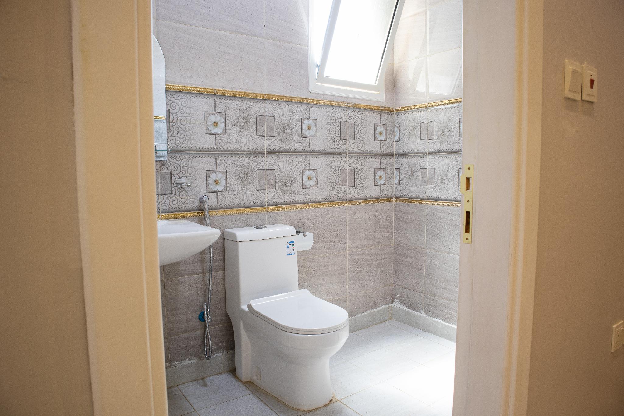 Bright & Spacious Family 4BDR in Mudhainib - afbeelding 10