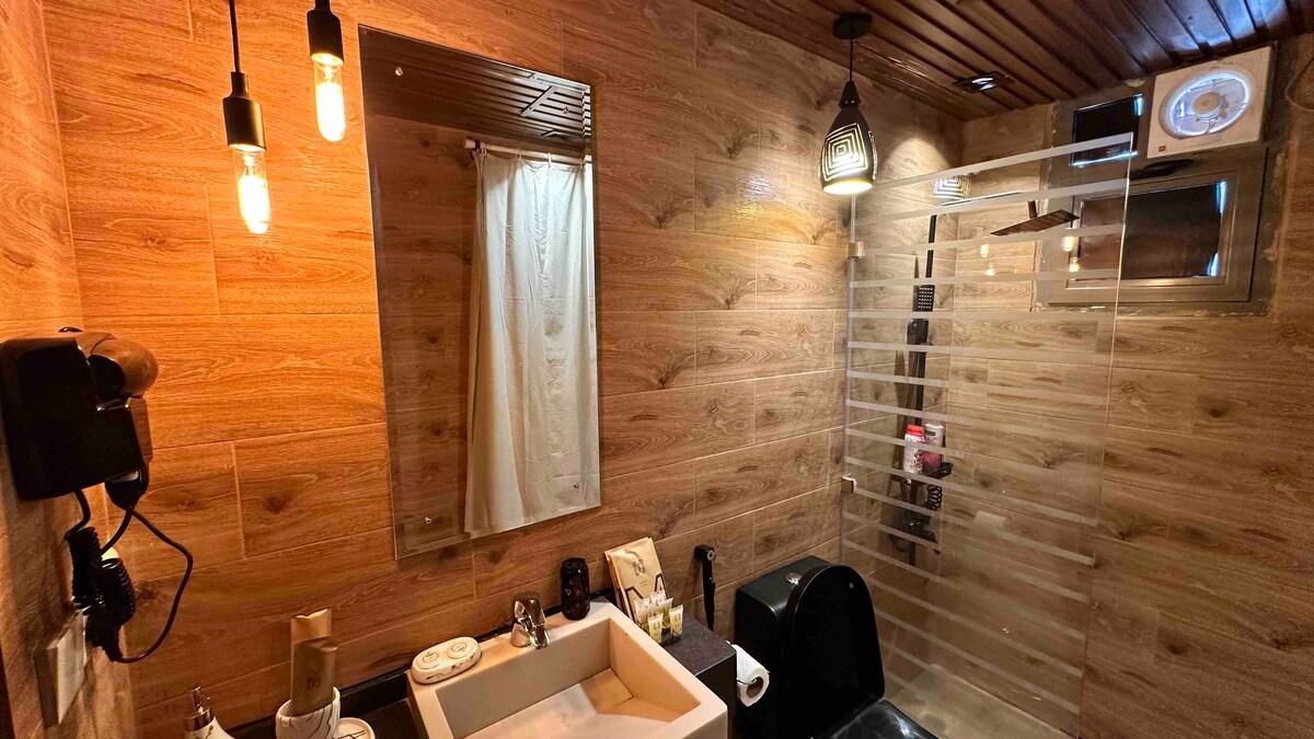 jaccuzi and cinema VIP apartment - gambar 5