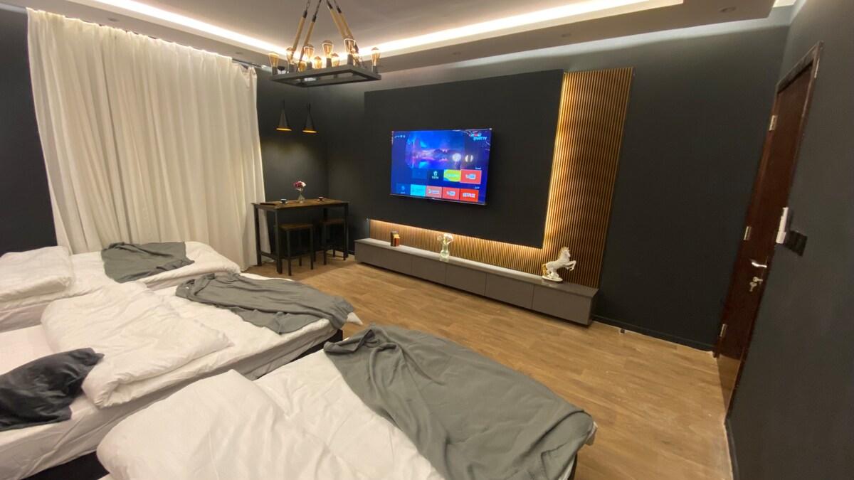 jaccuzi and cinema VIP apartment - gambar 10