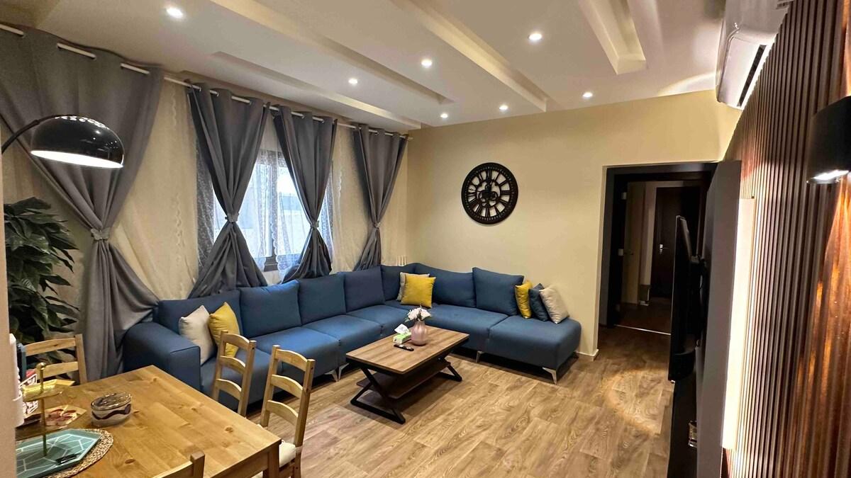 jaccuzi and cinema VIP apartment - gambar 11